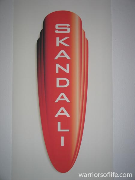 01_skandaali